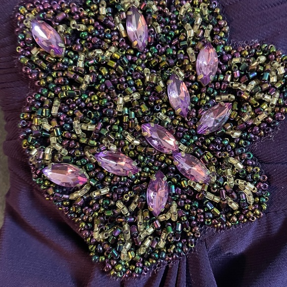 Gorgeous A-line dress with hand-beaded elbow length, illusion sleeves. - Picture 5 of 9